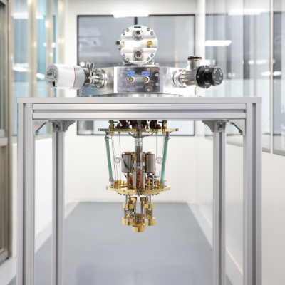 1Kマルチチャンネルクライオスタット