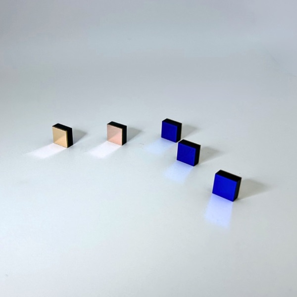 近赤外線700~2500 nm 狭帯域バンドパスフィルター