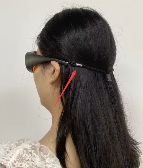 ストラップの付け方